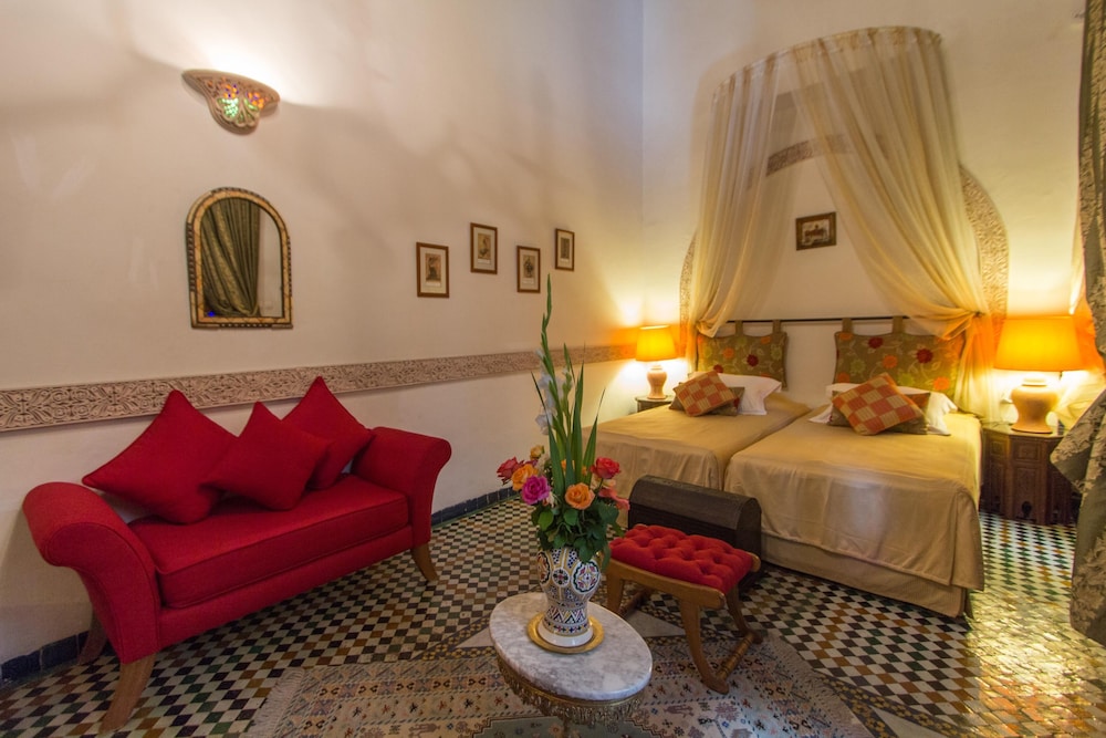 Riad Norma 18/50