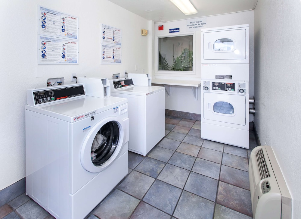Motel6 Rosemead, CA - Los Angeles 9/46