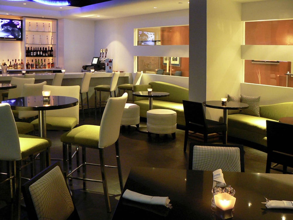 Novotel Toronto North York 59/72