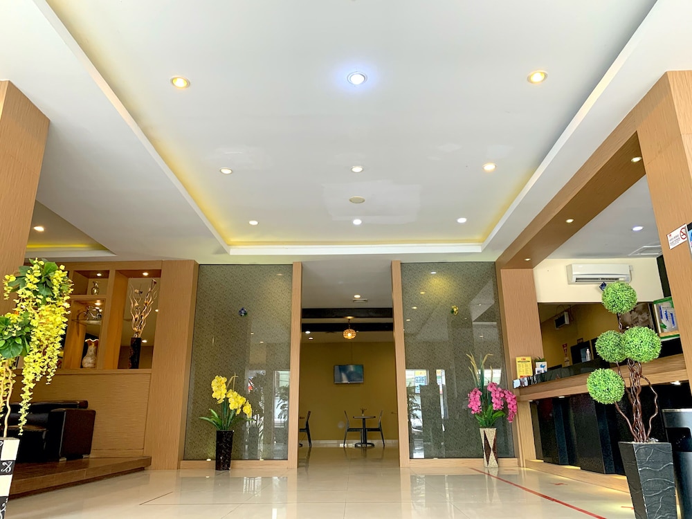 Parma Indah Hotel 7/35