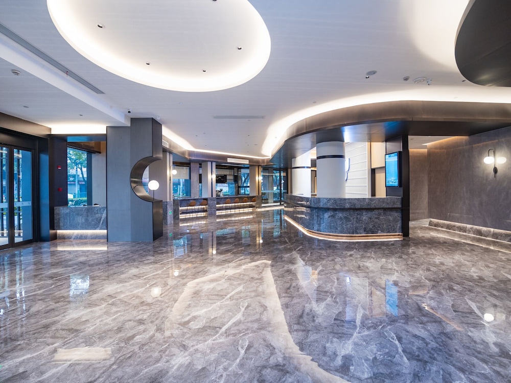Country Inn & Suites by Radisson 3/38