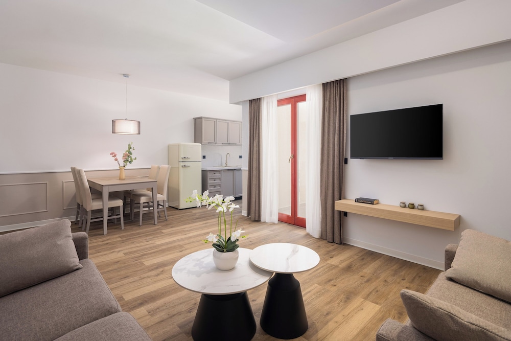 APARTHOTEL TAMARIS 64/74
