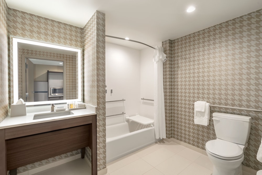 Home2 Suites by Hilton Woodland Hills Los Angeles 8/48