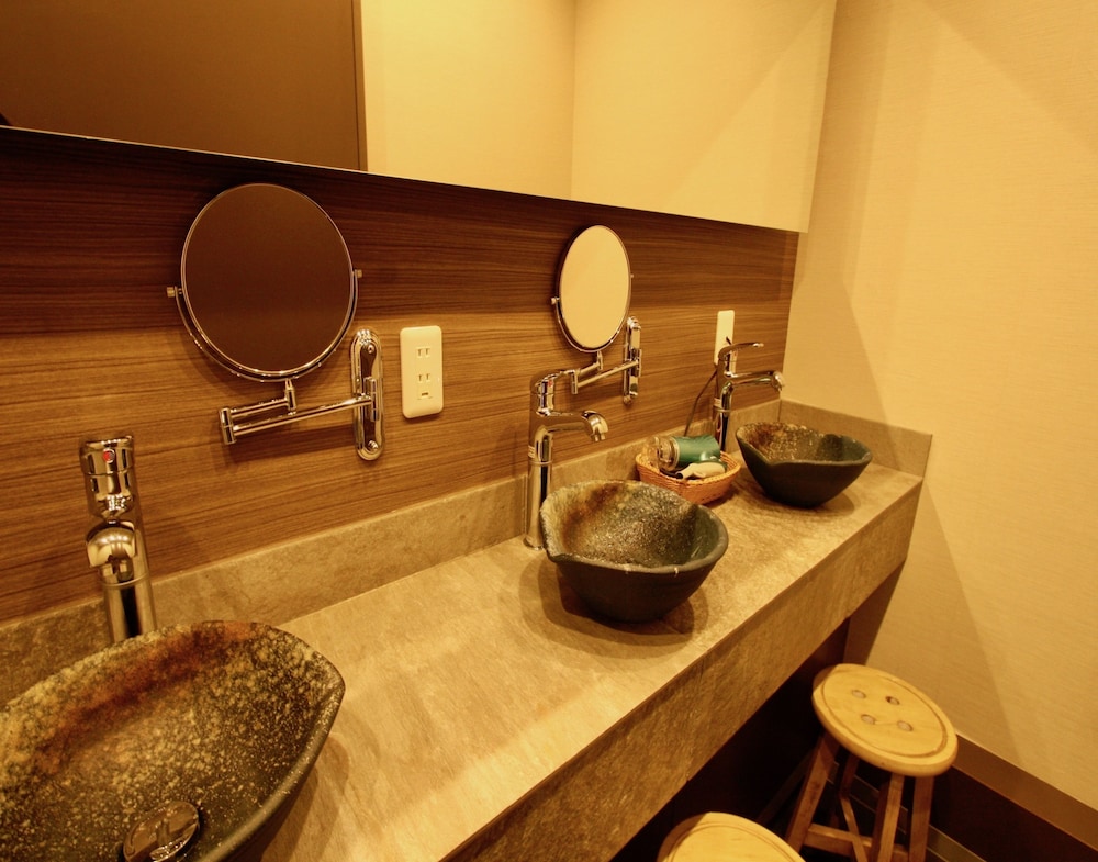 Namba Guesthouse HIVE - Hostel 34/65