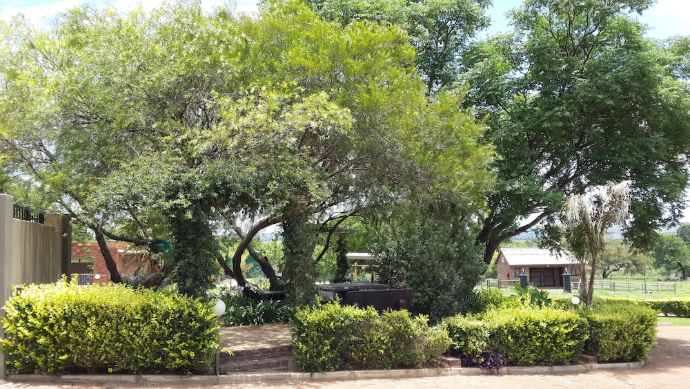 Crystal Rose Lodge and Spa 35/50