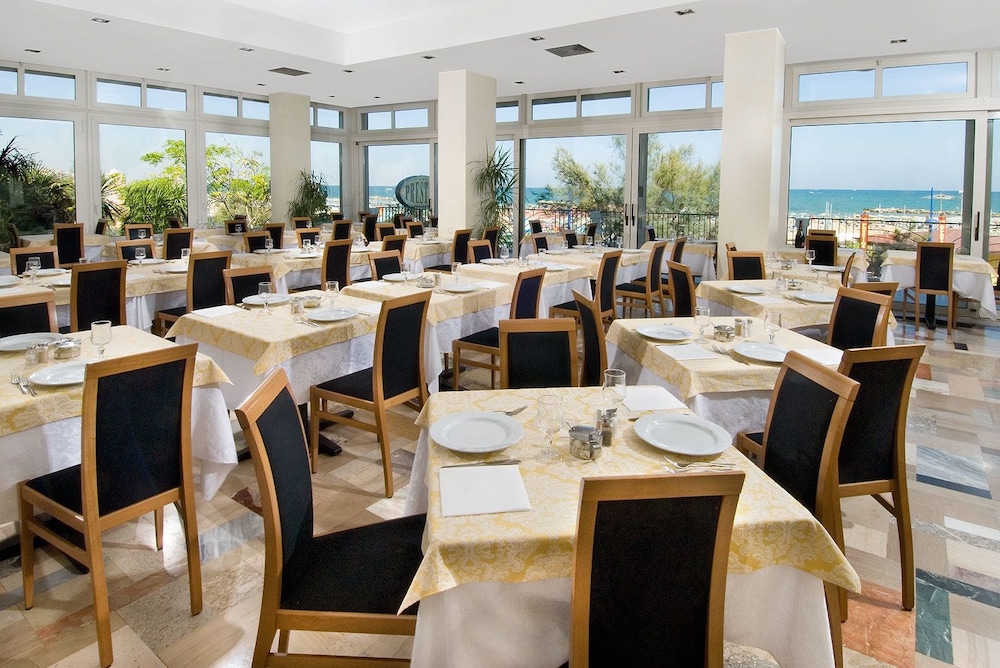 Hotel Prestige 24/39