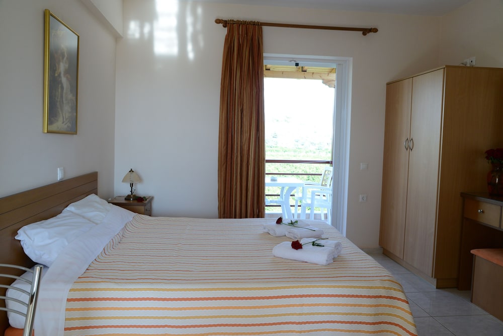 Marias Filoxenia Suites 14/50