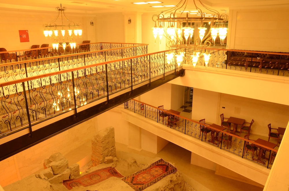 Safa Royal Museum Hotel 24/33