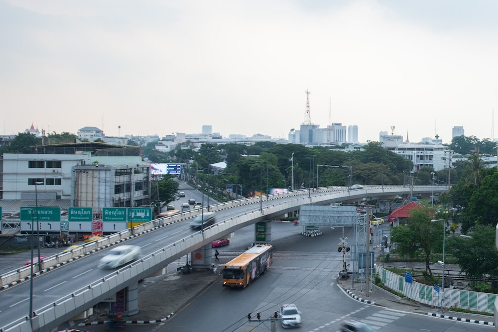 BANGKOK CITY SUITE 50/53