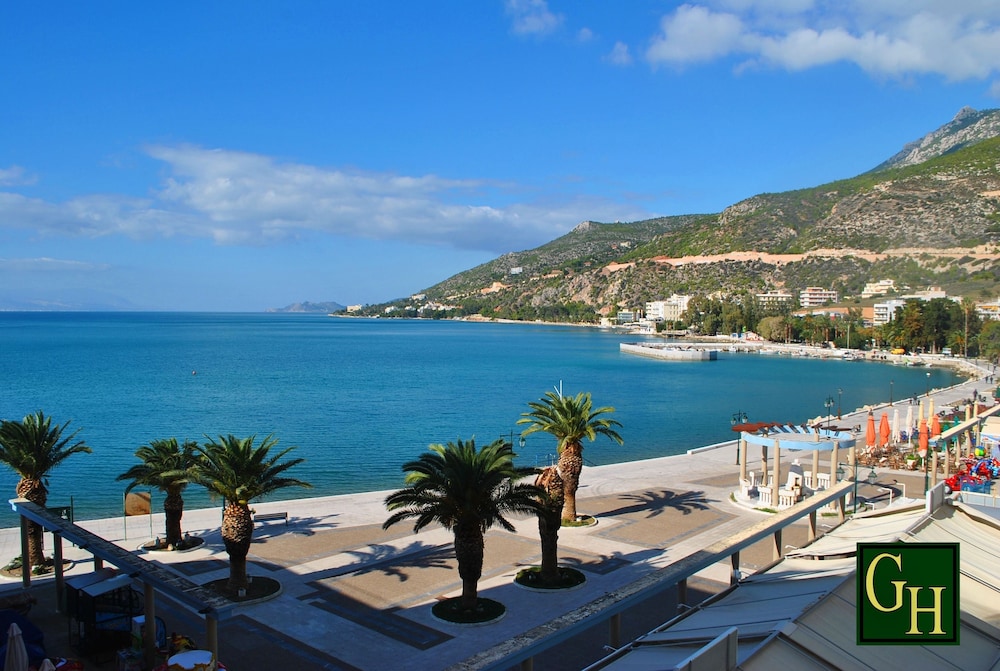 Grand Hotel Loutraki 44/48