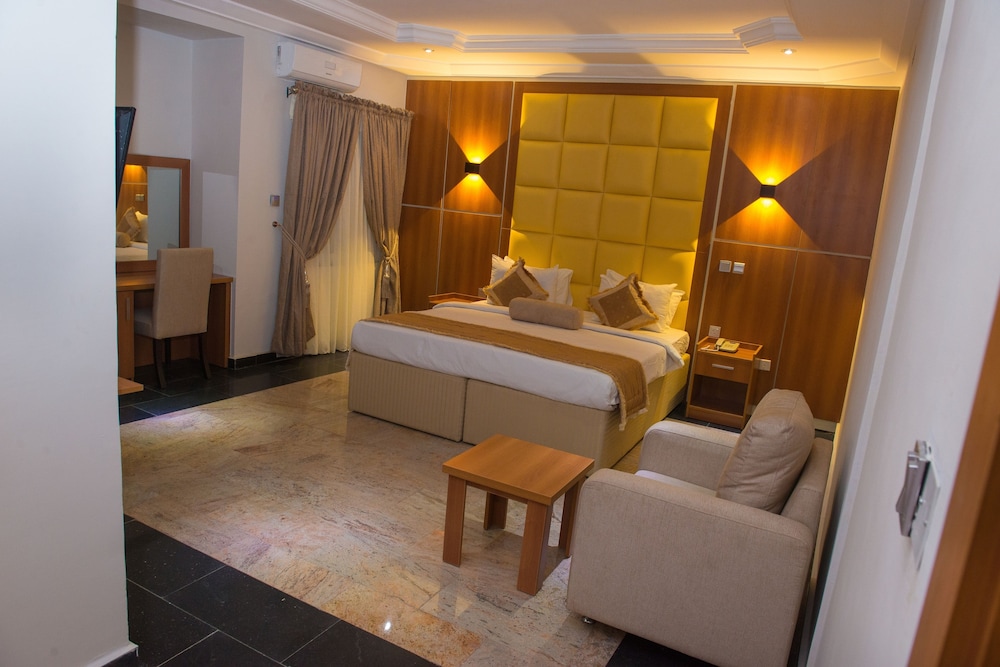 Grand Cubana Hotels 10/45