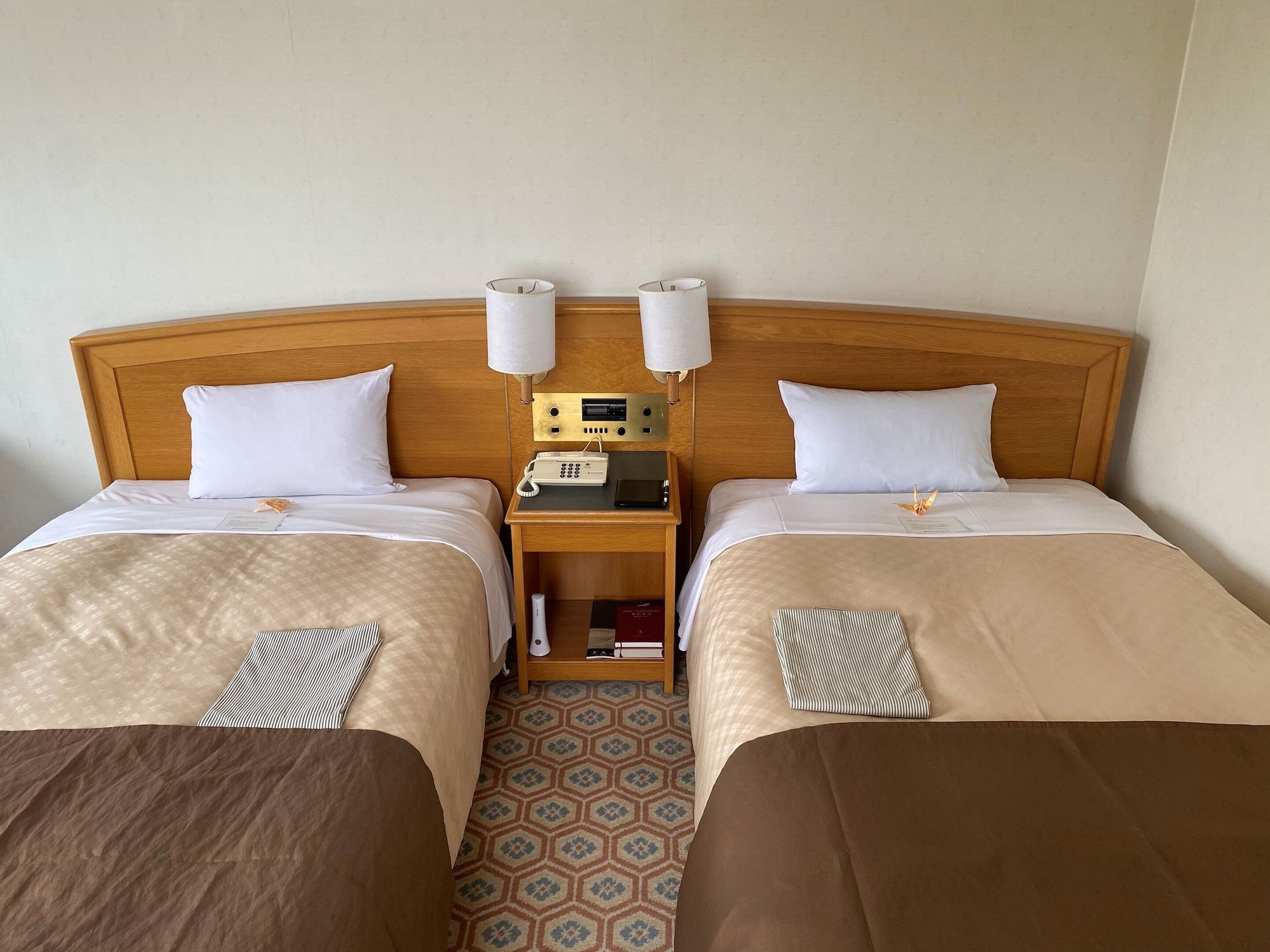 غرفة بسريرين منفصلين في الملحق، Hotel Nikko Tsukuba (ex. Okura Frontier Tsukuba) 3/4
