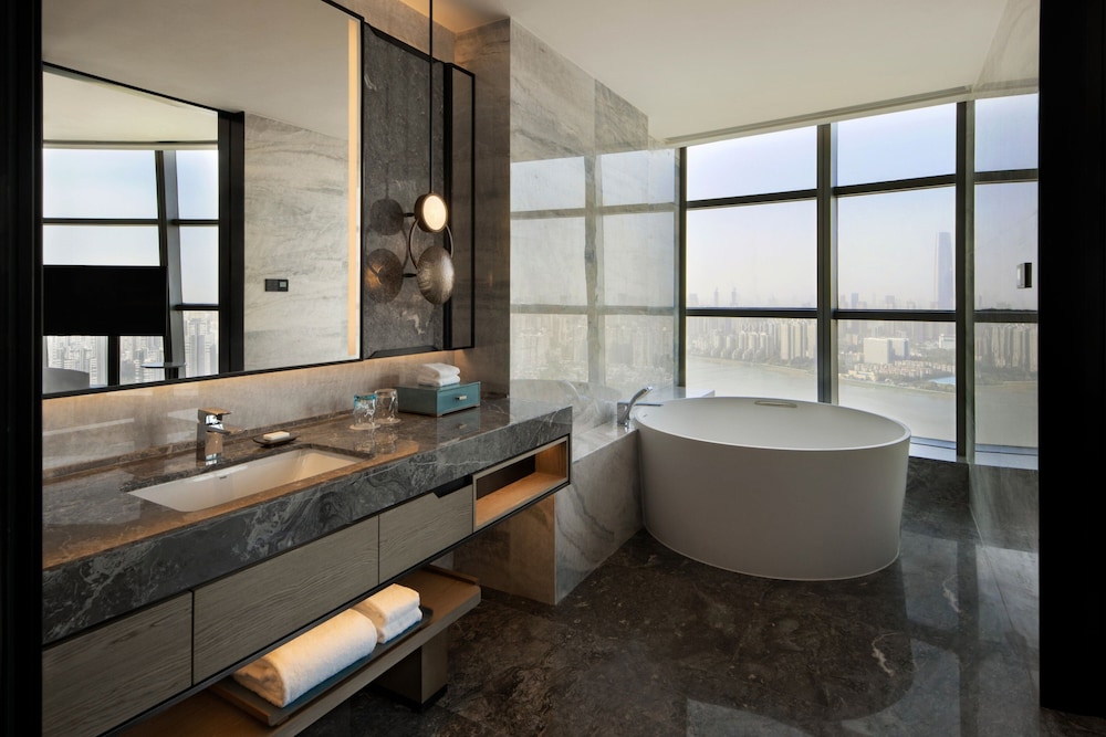 Wuhan Marriott Hotel Wuchang 49/50