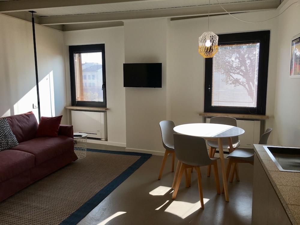 Rivadige Suite 36/50