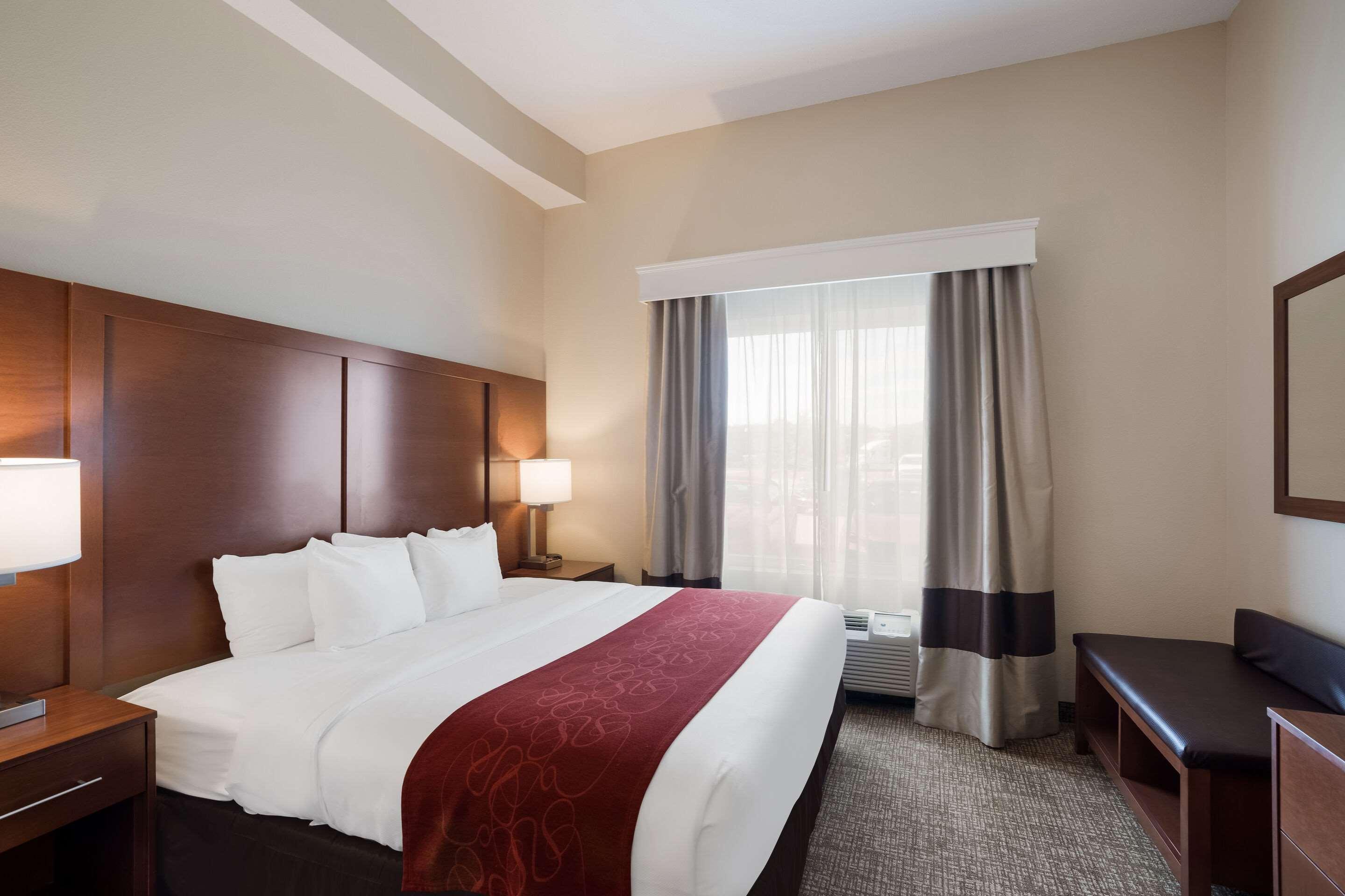 Upgrade, Suite, King Bed