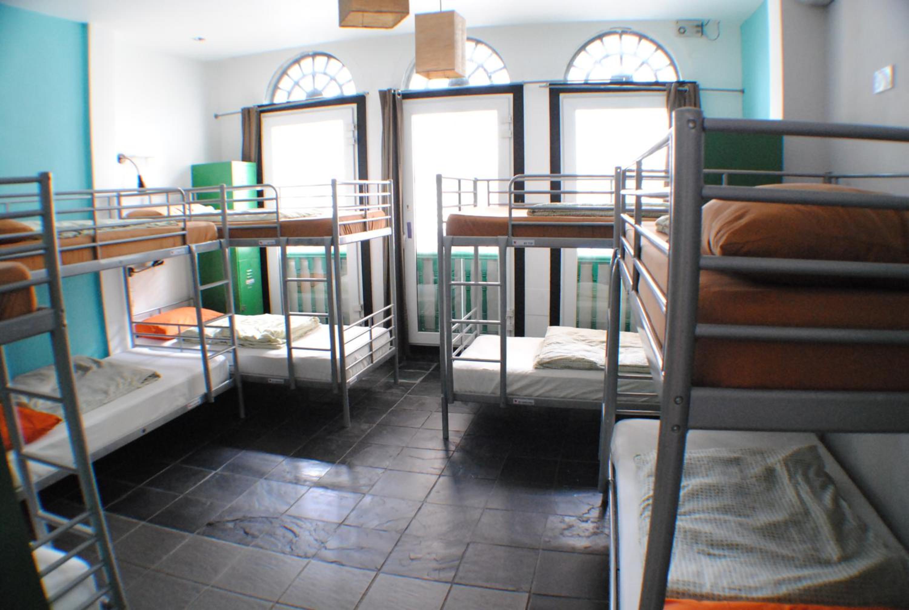 Royal Lodge at Pagoda Street 28/49