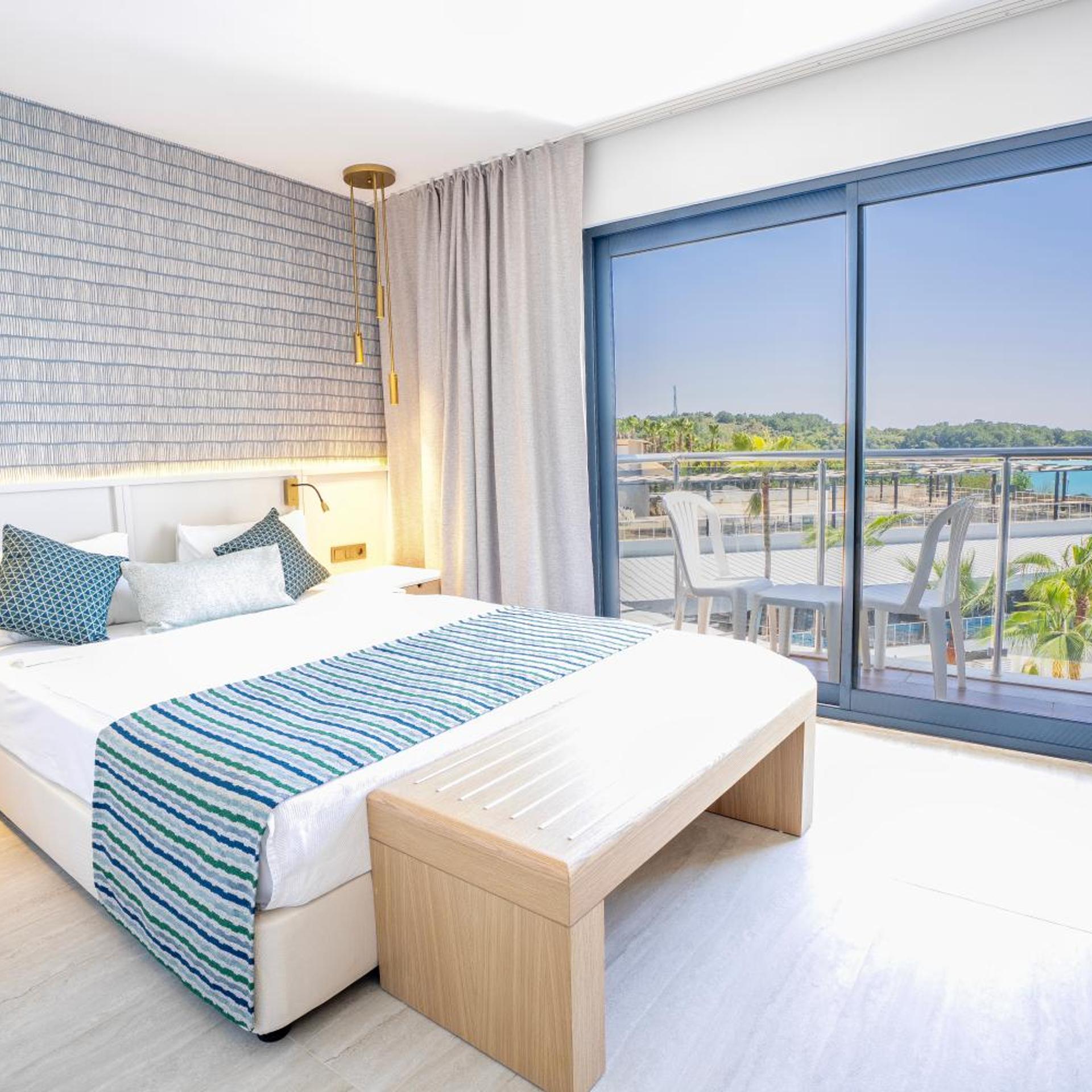 Meridia Beach Hotel 15/51