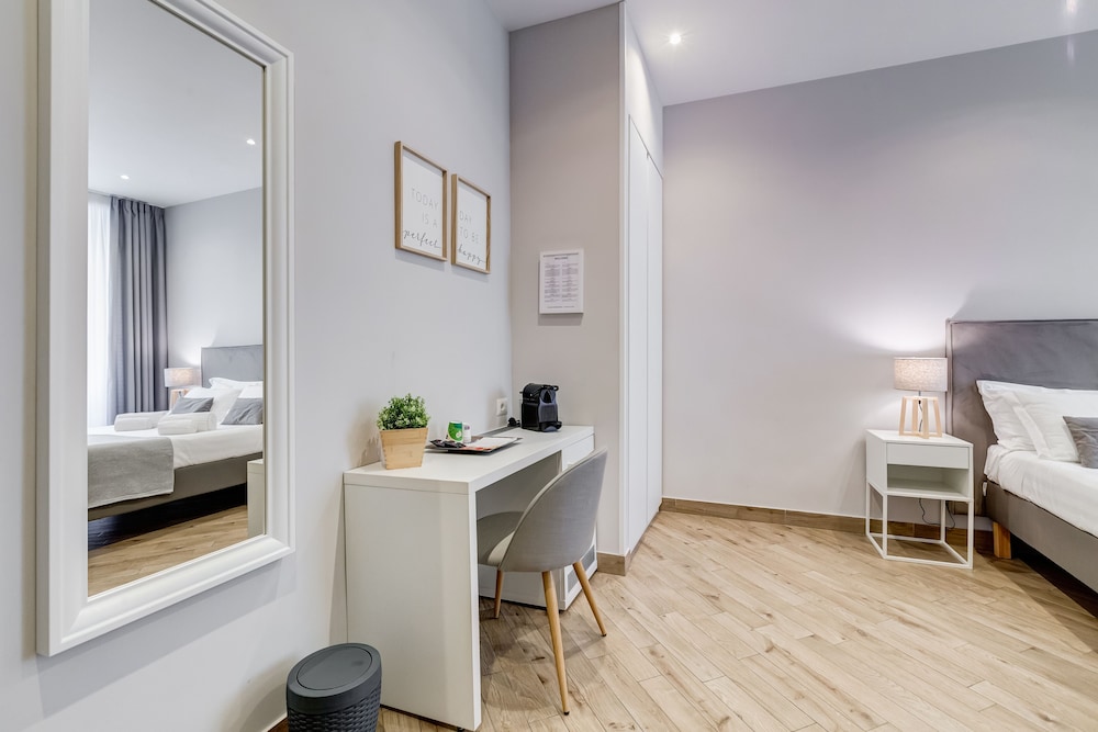 Colonna Luxury Suites 29/29