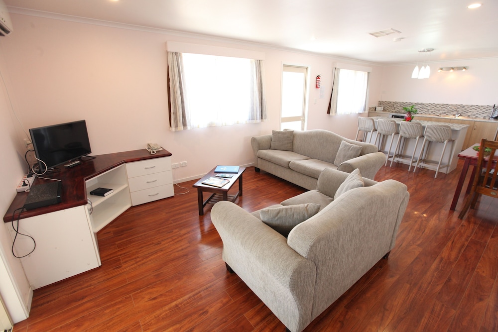 Moana Sands Beachfront Villas 27/50