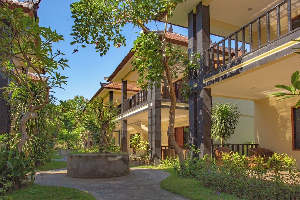 Hotel Vila Ombak 69/72
