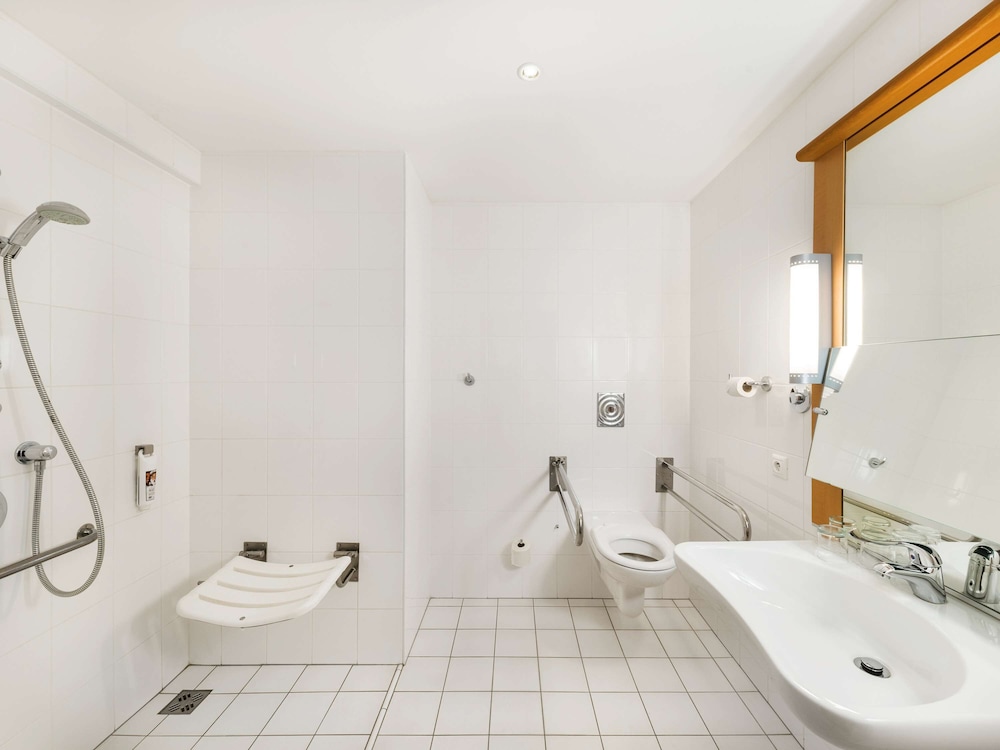 ibis Plzen 44/47