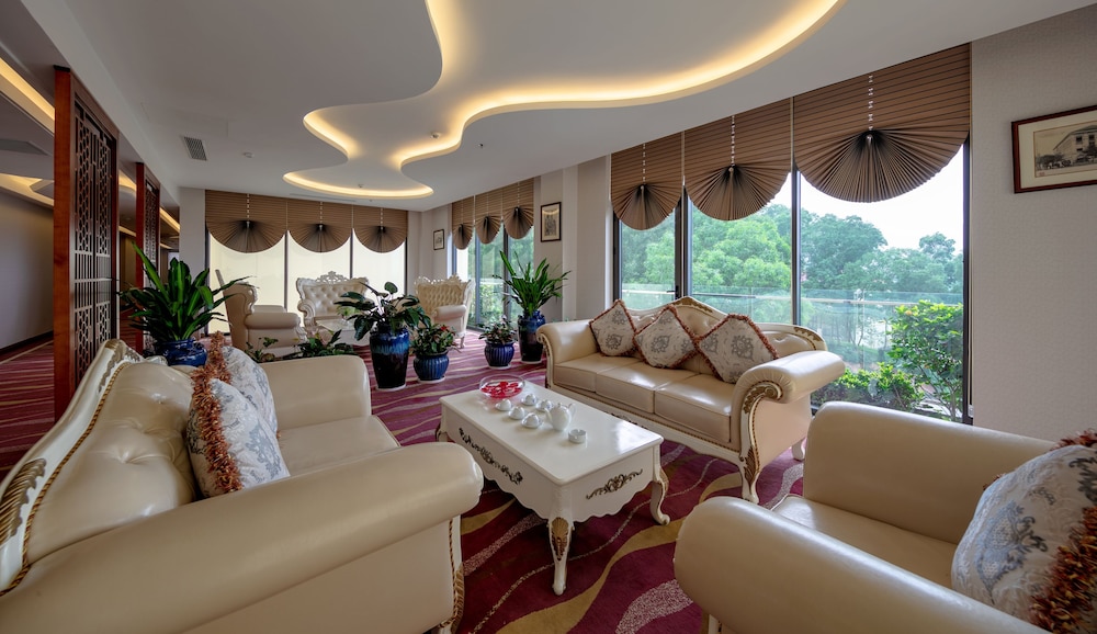 Phoenix Resort Bac Ninh 42/64