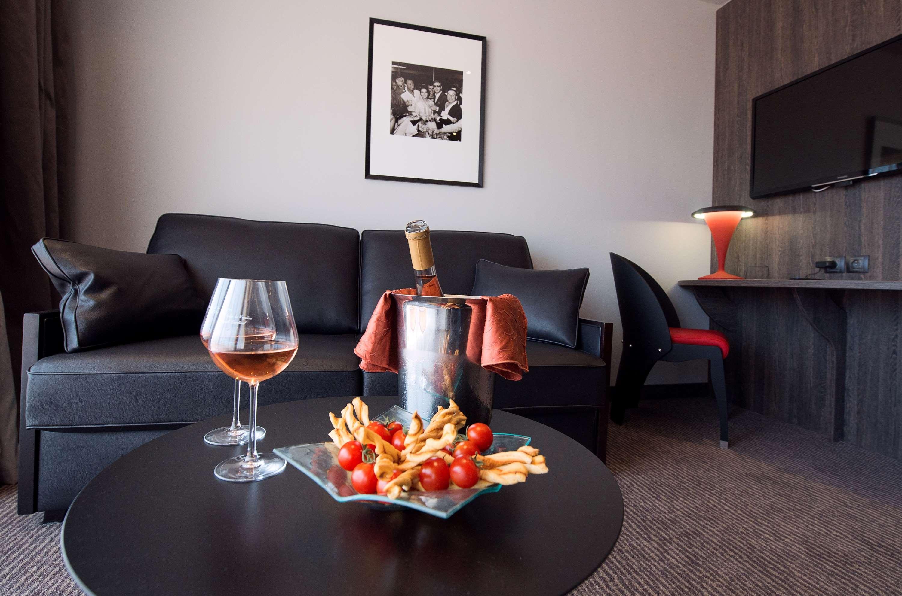 lounge