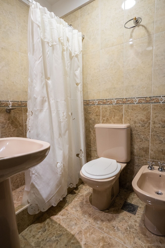 Marilian Hotel 42/44