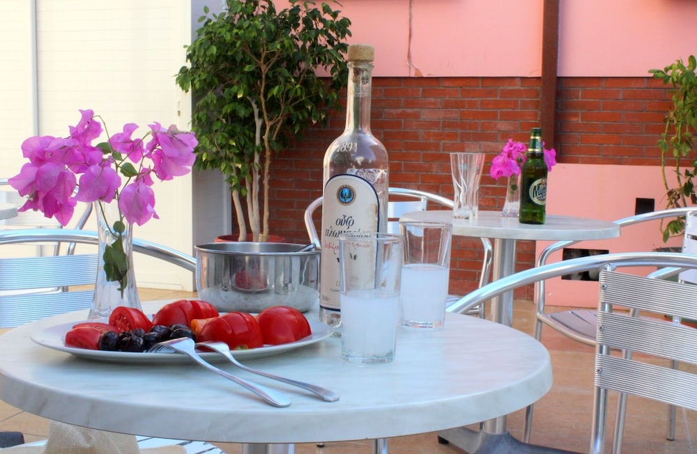 Rhodos Horizon Boutique - Adults Only 67/71