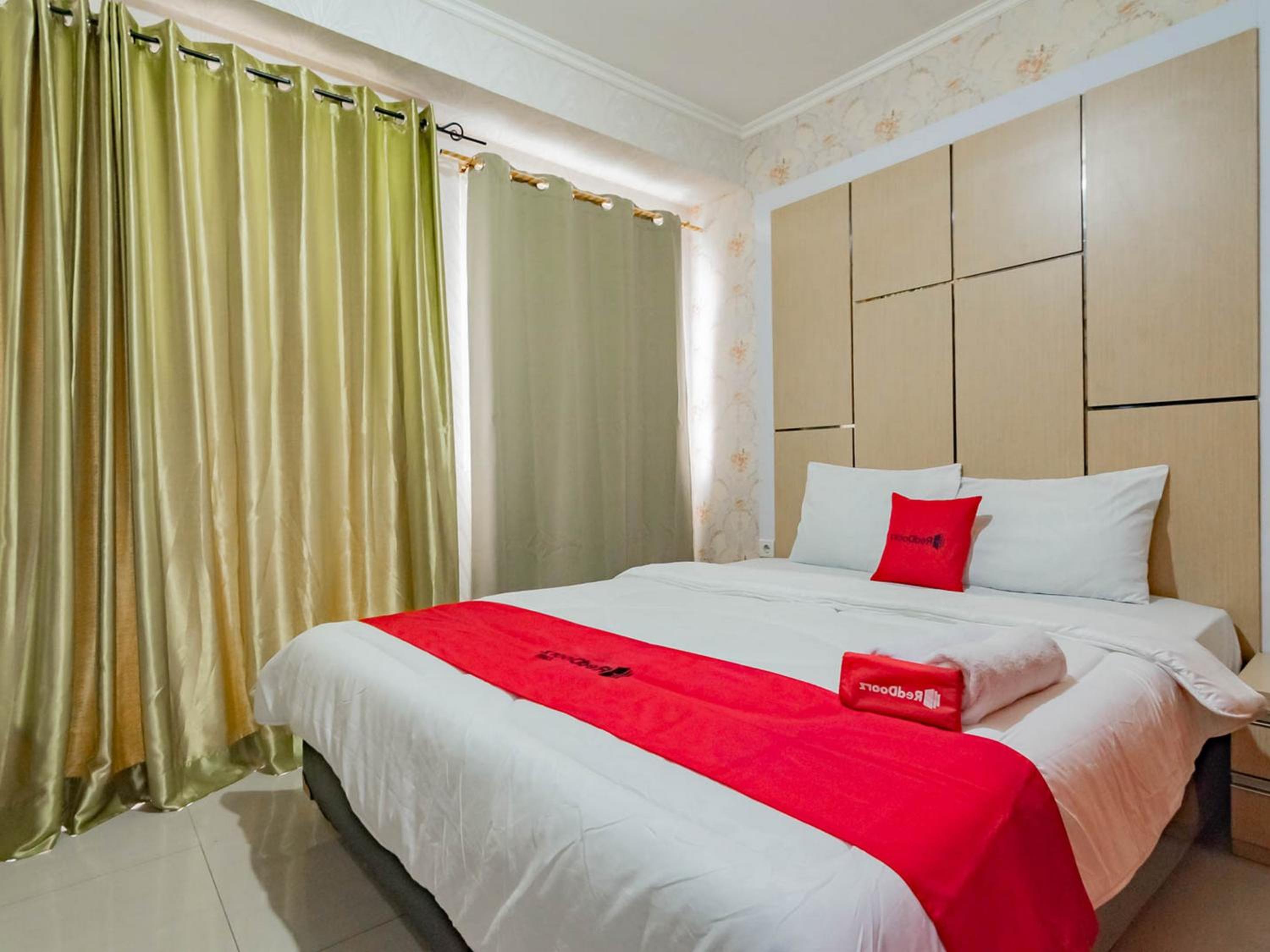 RedDoorz Apartment @ Gateway Pasteur 38/50