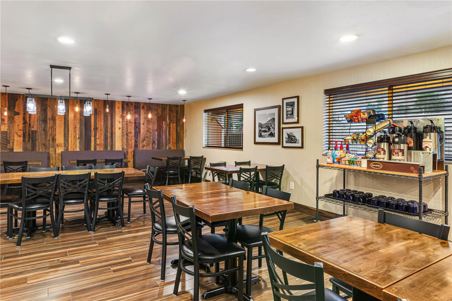 Best Western Hi-Desert Inn 32/37