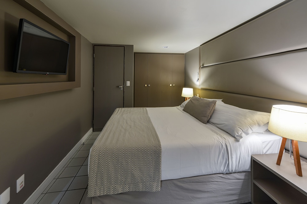 Hardman Praia Hotel 28/78
