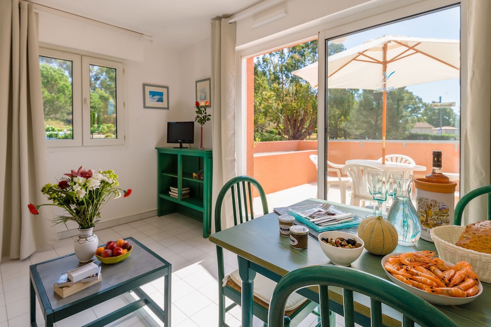 Residence Lagrange Vacances Le Domaine Des Grands Pins 17/25