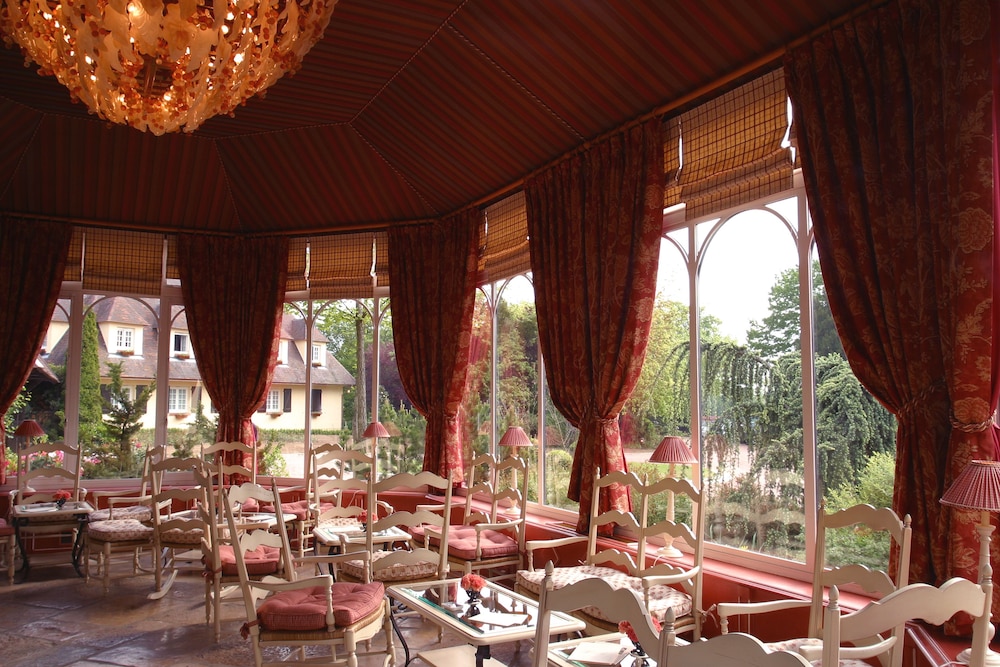 Hostellerie La Briqueterie 45/83