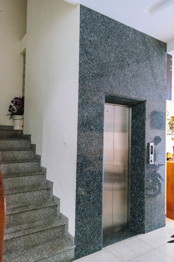 Golden Hotel Vung Tau 10/18