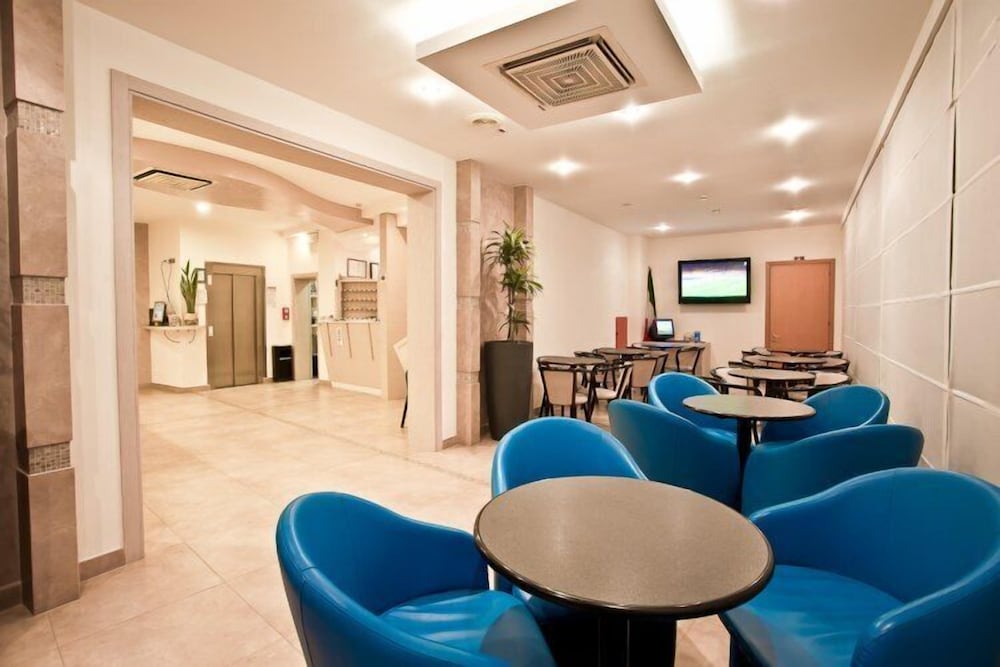 Thea Hotel 17/26
