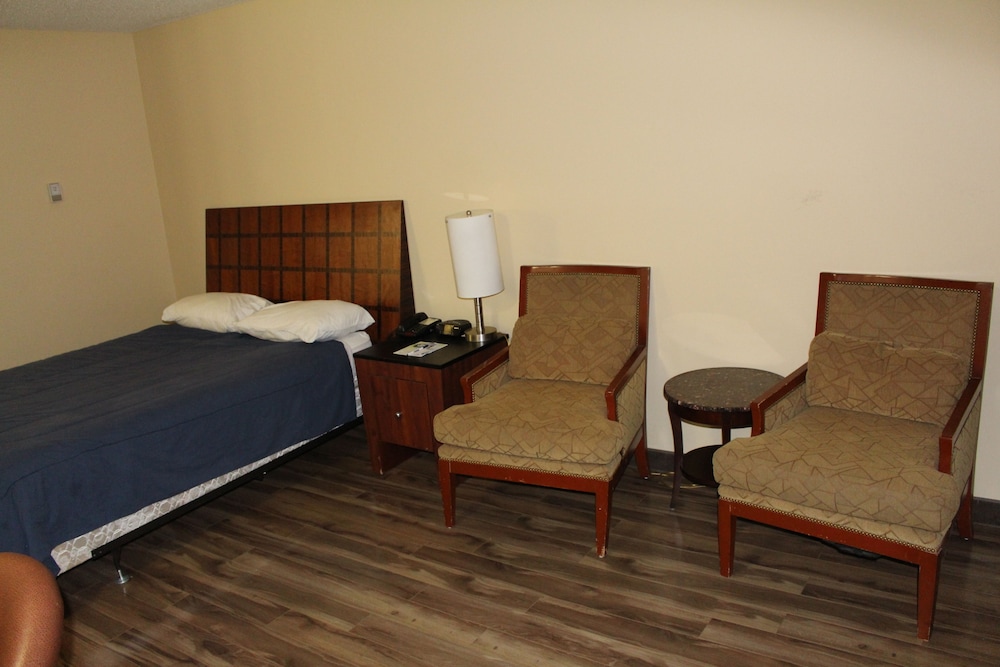 Travelodge by Wyndham Swift Current 33/53