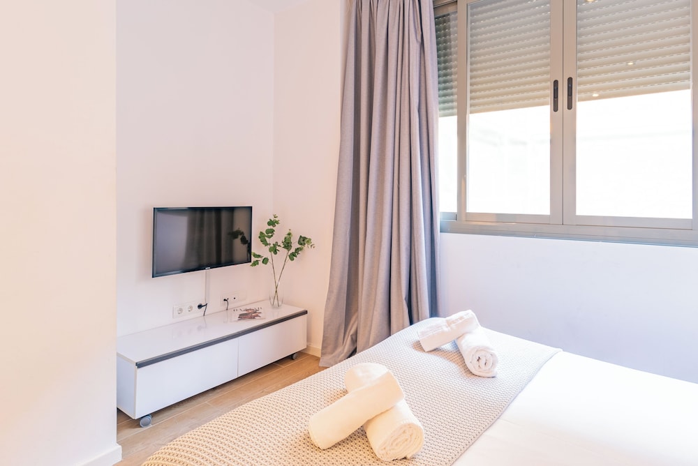 Studio, Double Bed