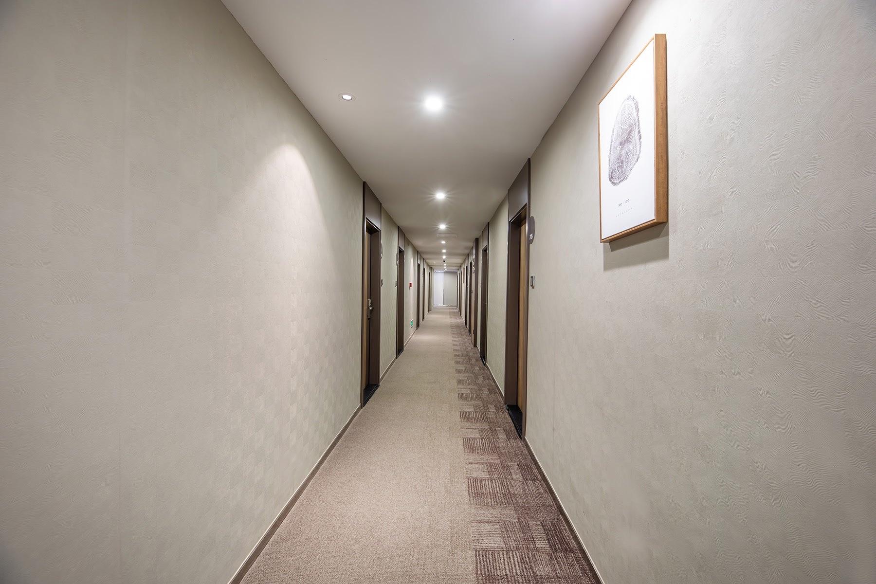 Home Inn (Jinhua Municipal Government Bayi South Street Subway Station) 33/49