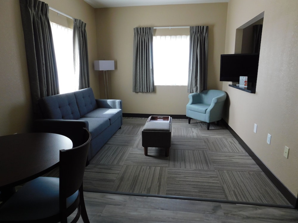 Island Suites 19/50