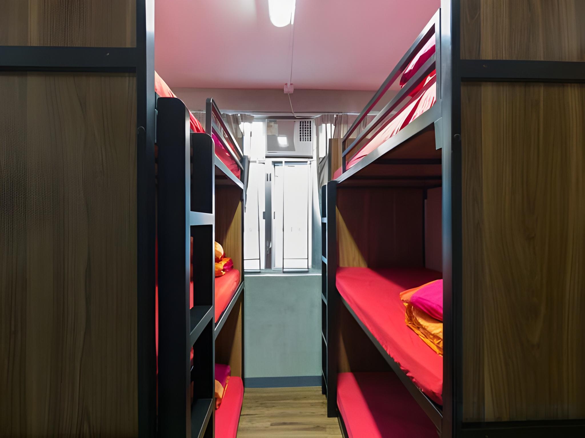 Female Dorm, Female Only, 8 Beds