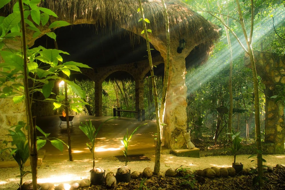 Reserva Ecologica Hacienda Cancun 18/24