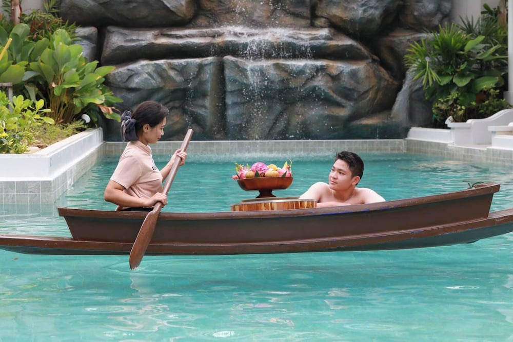 Lalynn Resort & Villas 40/55