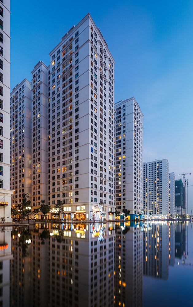 Bayhomes Times City Serviced Apartment 6/50