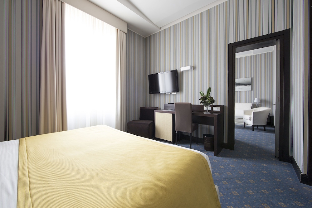 Hotel Naples 40/71