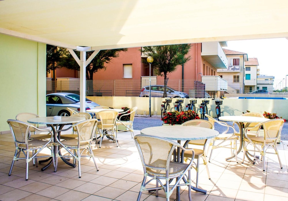 Hotel Caravel 30/50
