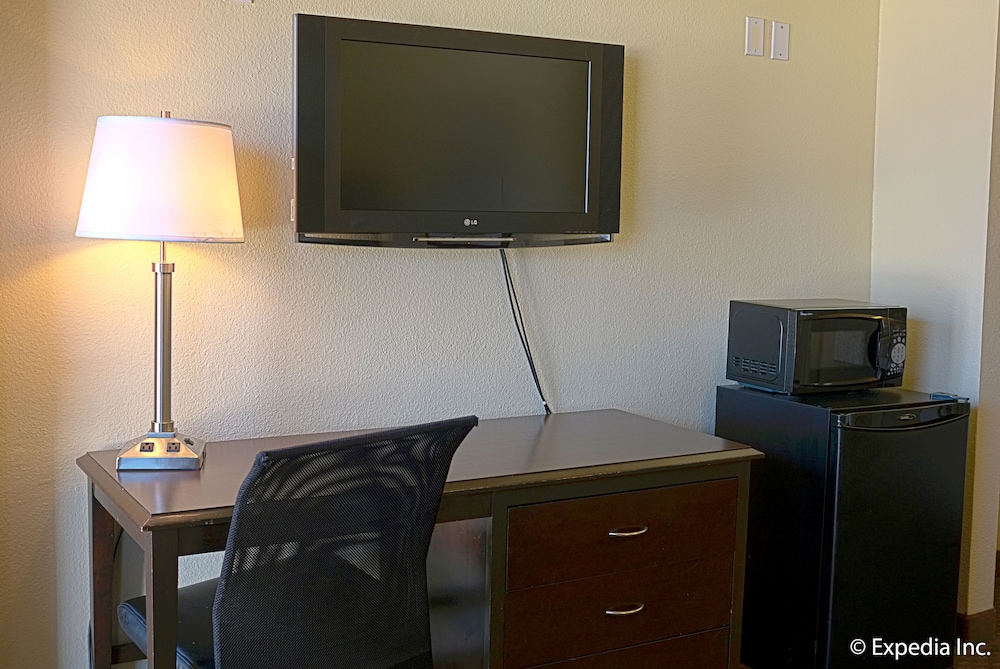Lemon Heights Inn 48/58