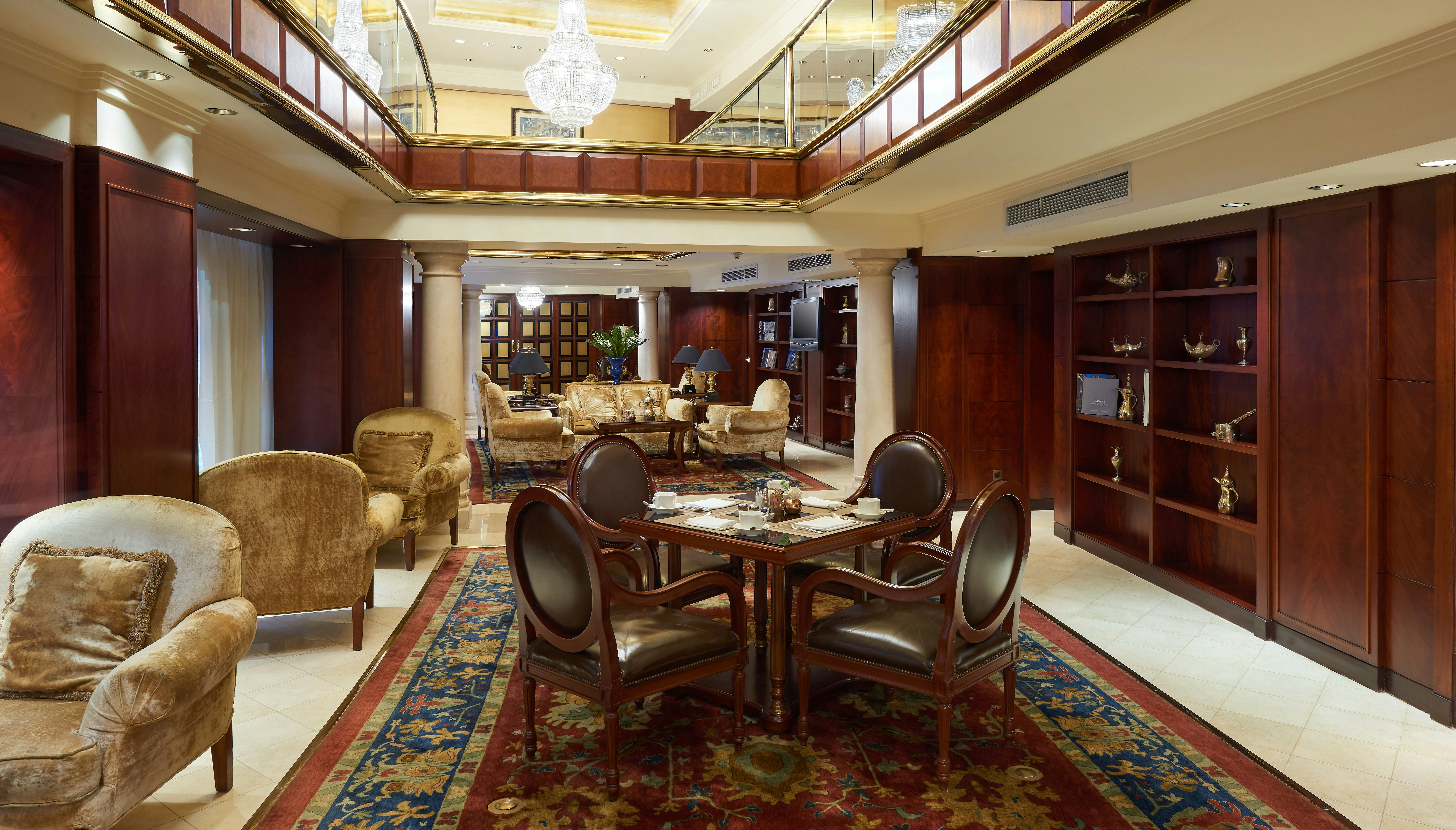 Hilton Cairo Grand Nile 25/50