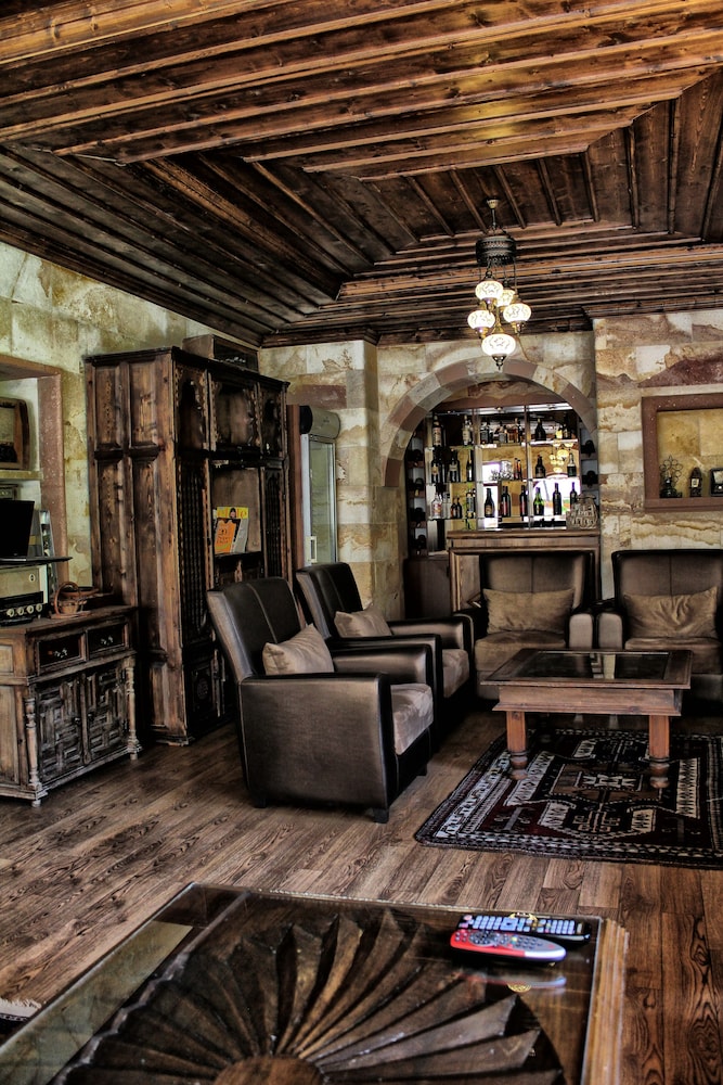 AKUZUN HOTEL 5/65
