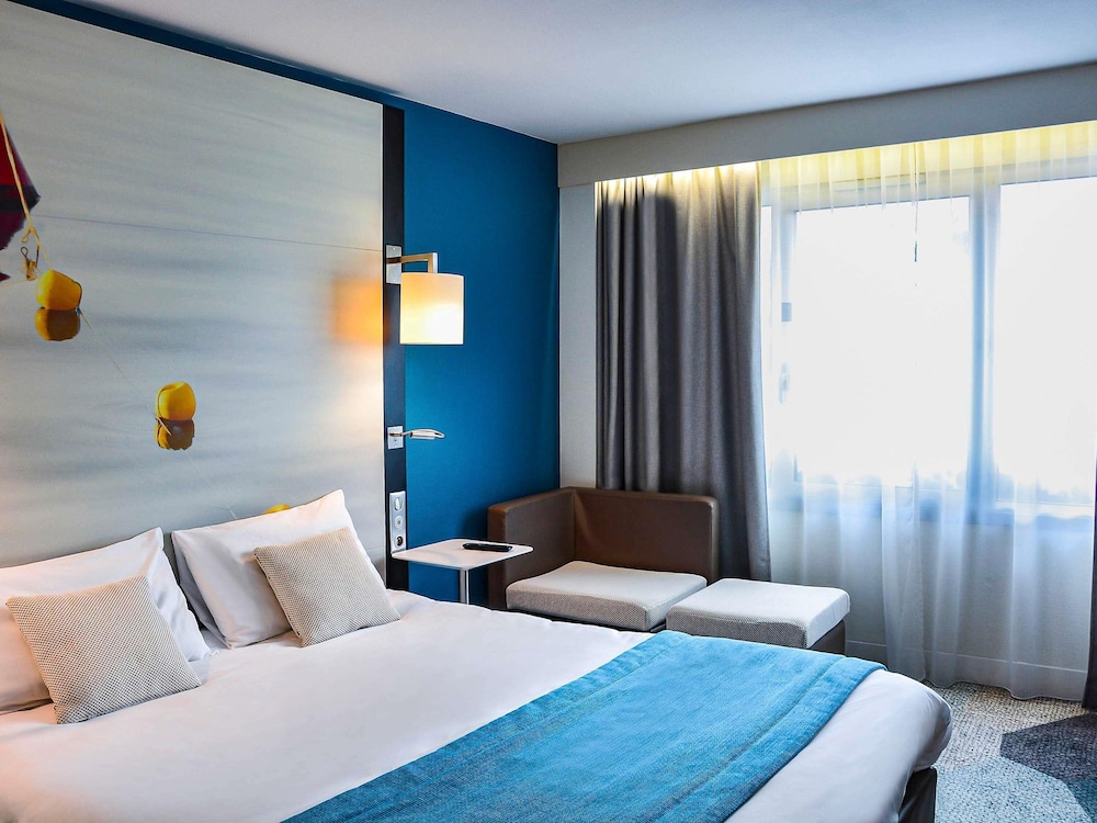 Mercure Lorient Centre Hotel 10/68